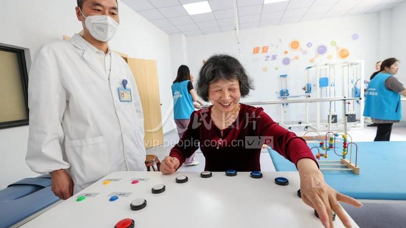养老照护系统加盟代理：揭秘加盟背后的关键要素**